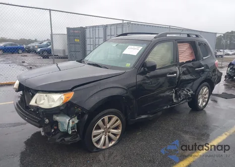 2011 Subaru Forester 2.5X Premium из США, поврежденный, VIN JF2SHADC5BH701215